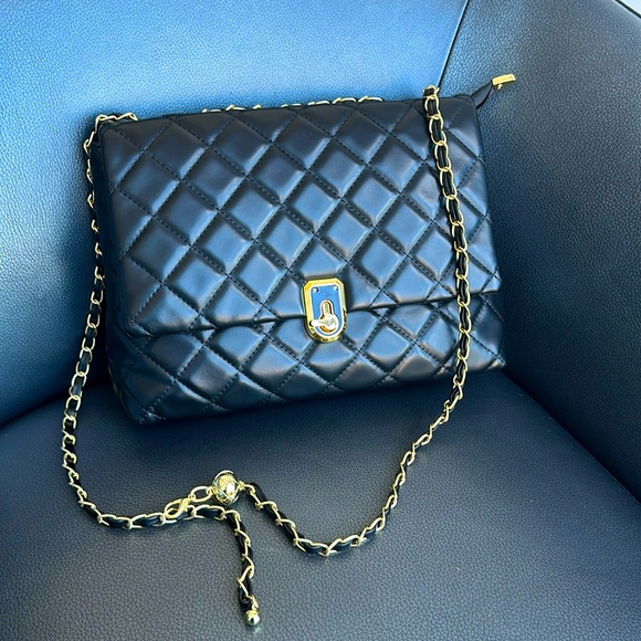 Quilted PU Leather Bag - Picture 1 of 8